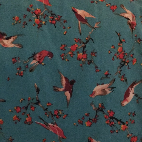 Blue bird pattered dress with heart cutout - Picture 5 of 5